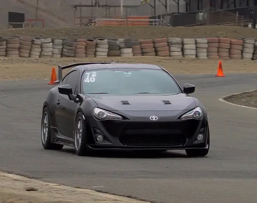 Domina las pistas: conoce qué es el autocross