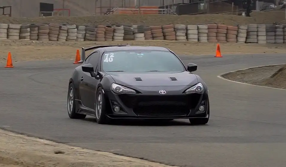 Domina las pistas: conoce qué es el autocross