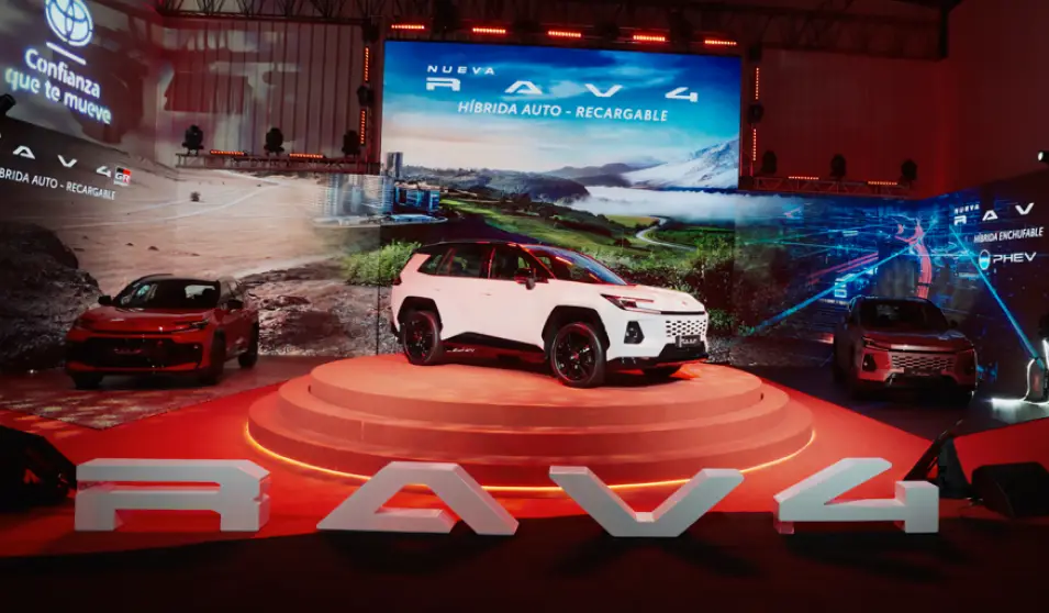 La nueva Toyota RAV4 llegó al Perú: más tecnología, mejor diseño y con versión híbrida enchufable